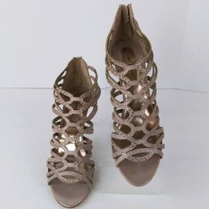 Alfani Erias strappy night sandals size 10M.